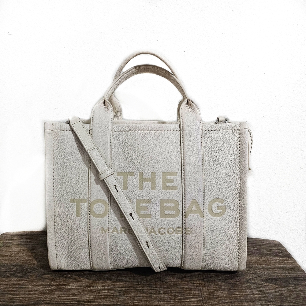 Marc Jacobs White Beige The Leather Medium Tote Bag